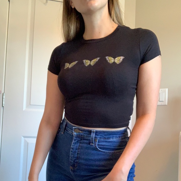 Streetwear Society Tops - Butterfly Cropped Graphic T-Shirt